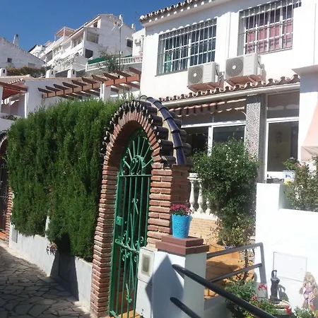 Adosado Con Piscina * La Cala Del Moral