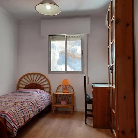 Holiday home Adosado Con Piscina En